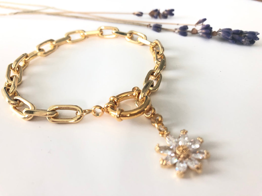 Square Gold Bracelet with Daisy Charm