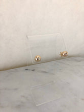 Load image into Gallery viewer, Stud Earrings (Dormilonas)
